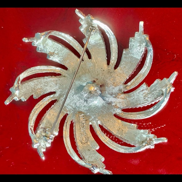 Sarah Coventry Silver Tone Brooch Faux Pearl - Picture 9 of 11